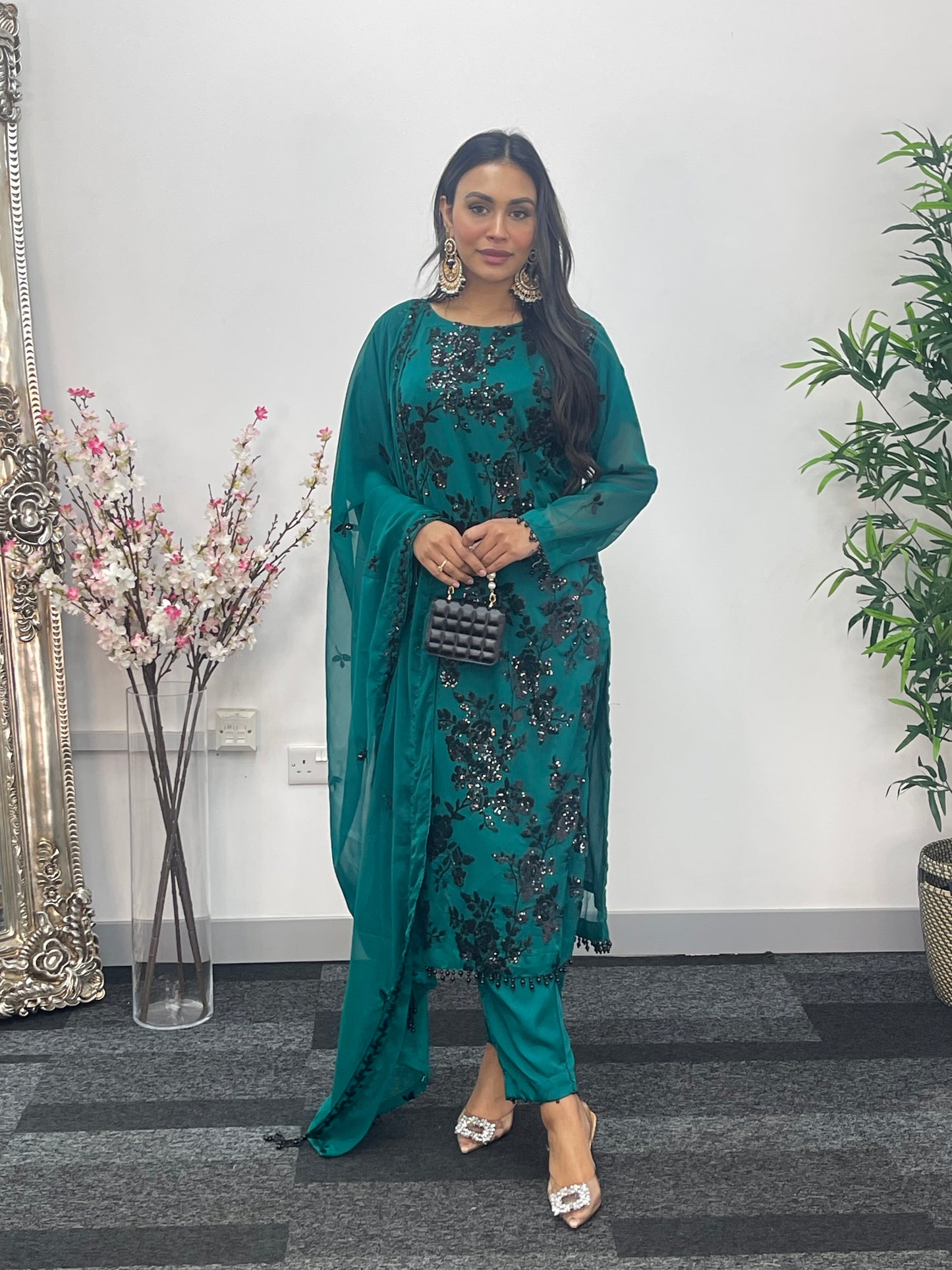 “Tooba” Green Chiffon Sitari