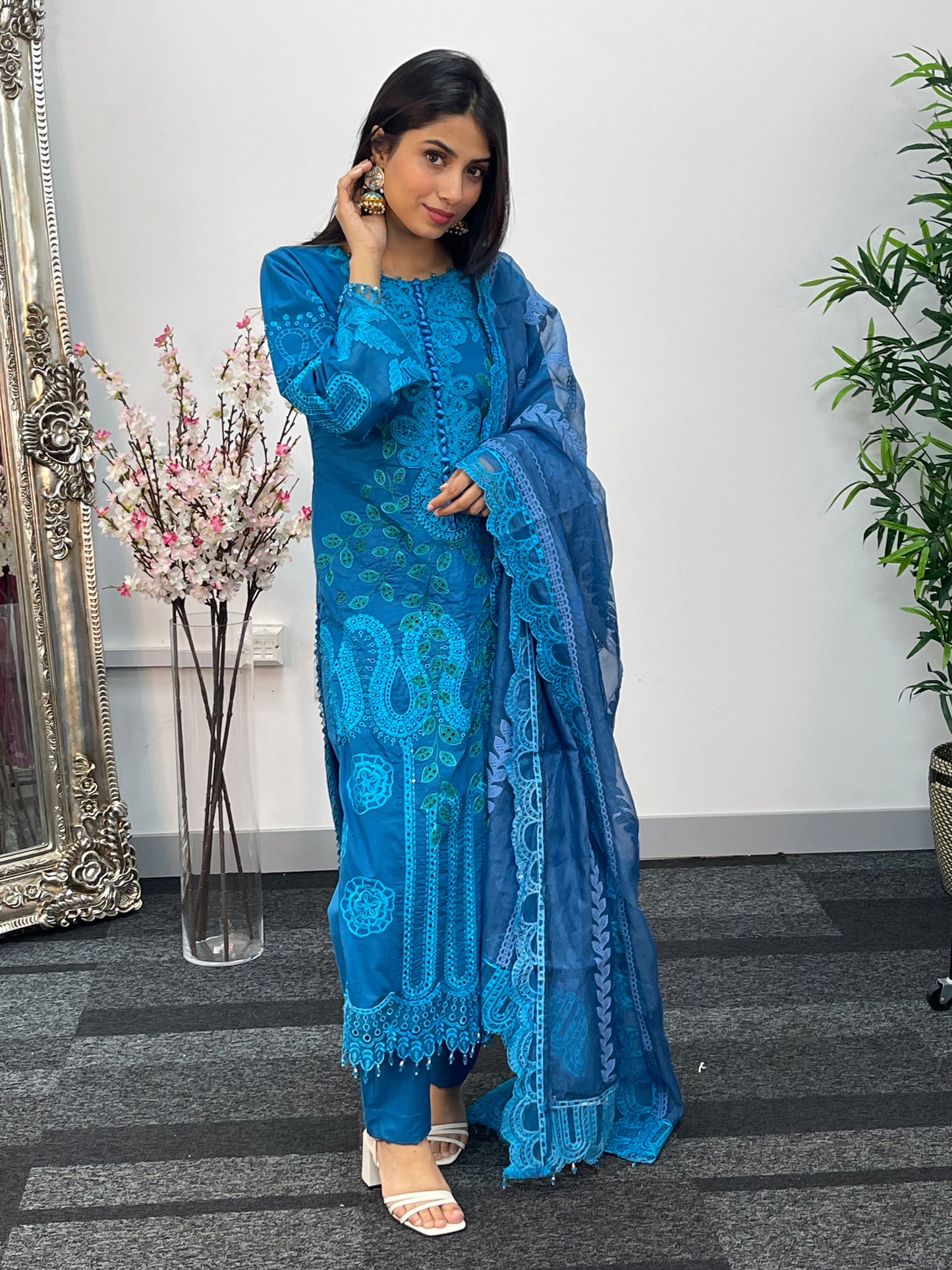 Maria B Inspired - Luxury Lawn 25 -