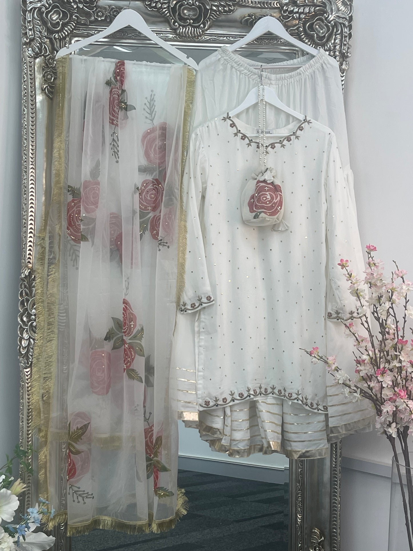(Preorder 4 weeks) Nikkah Gulab