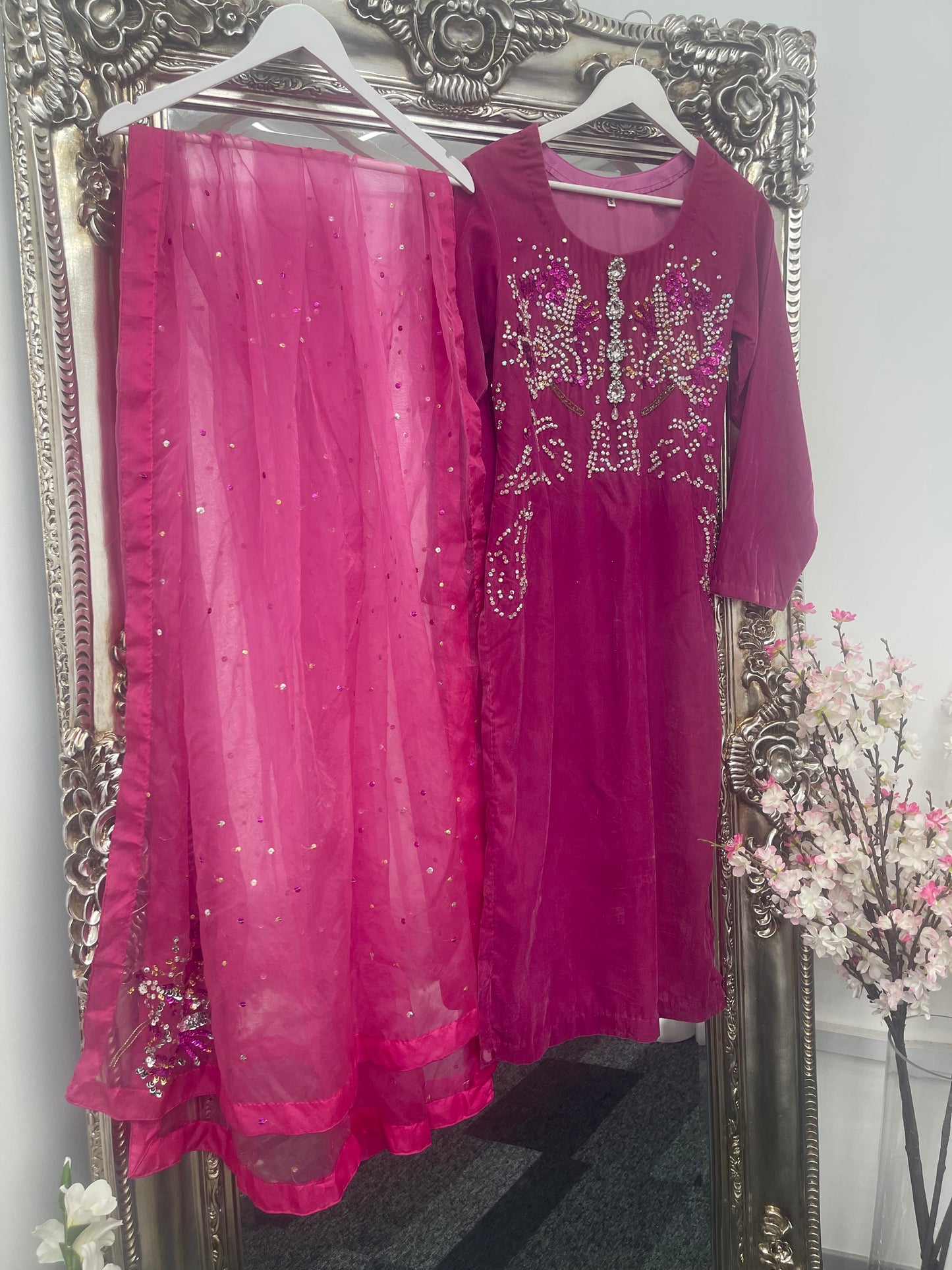 Rang e Gulaab - Hot Pink Velvet - Party Wear