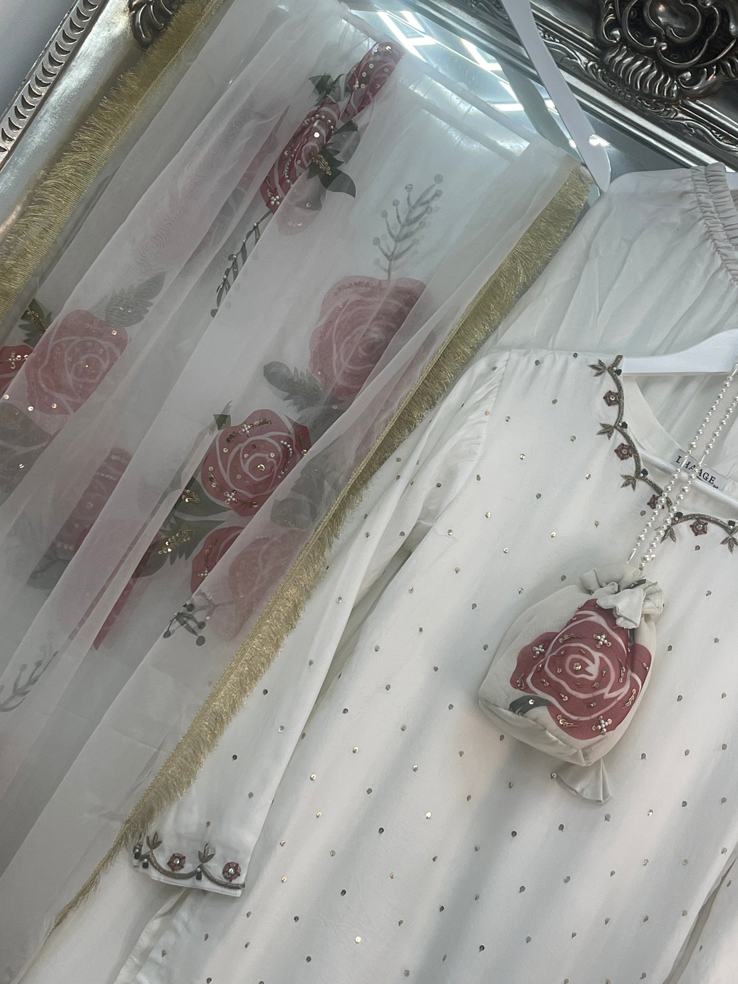 (Preorder 4 weeks) Nikkah Gulab