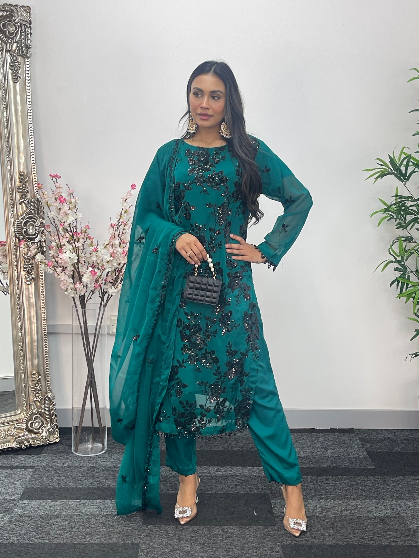 “Tooba” Green Chiffon Sitari