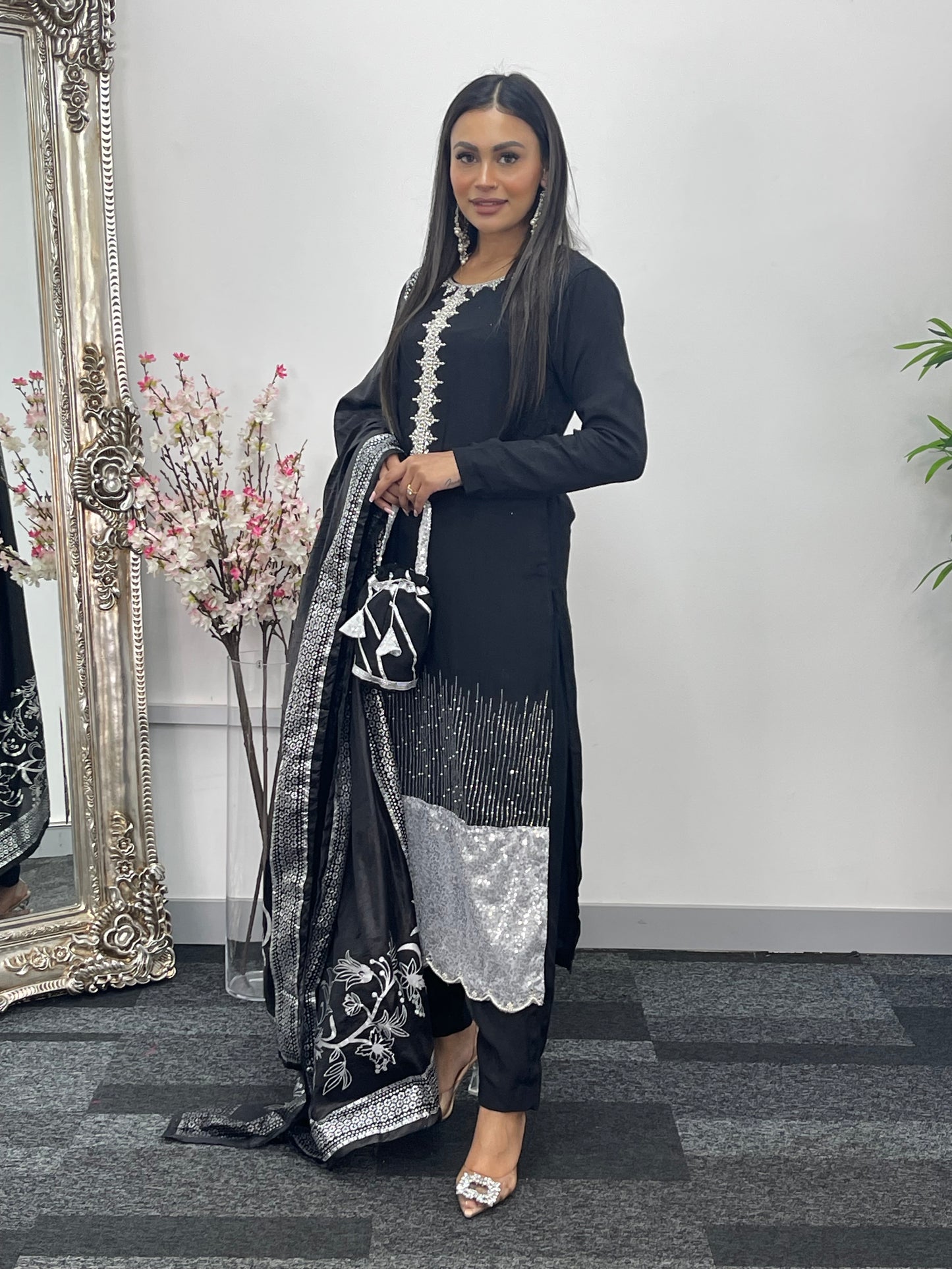 Chandi - Qwali Night -