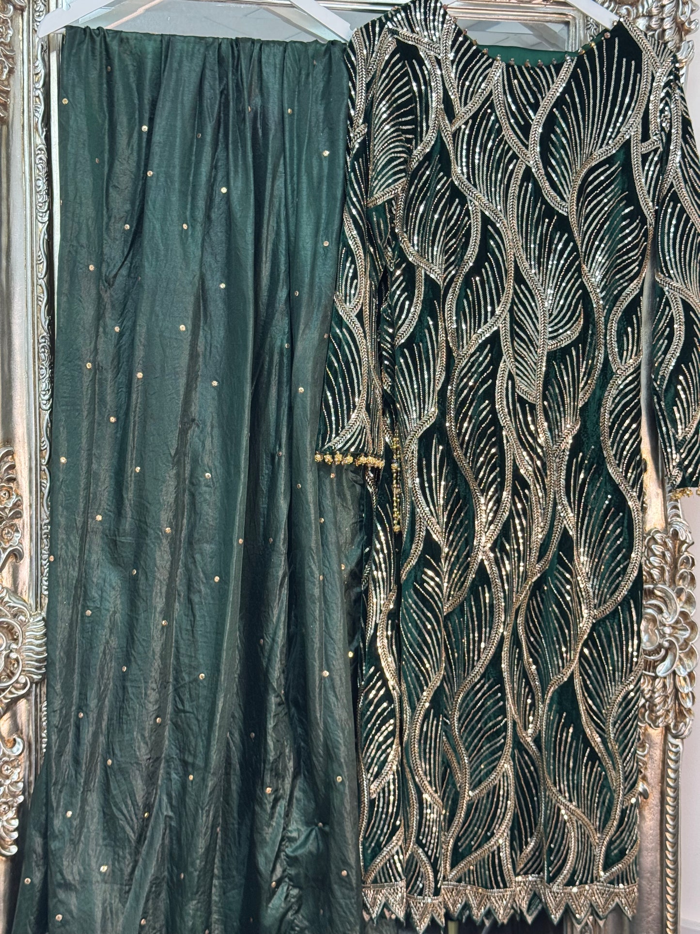Snake - Cutdana Velvet - Green