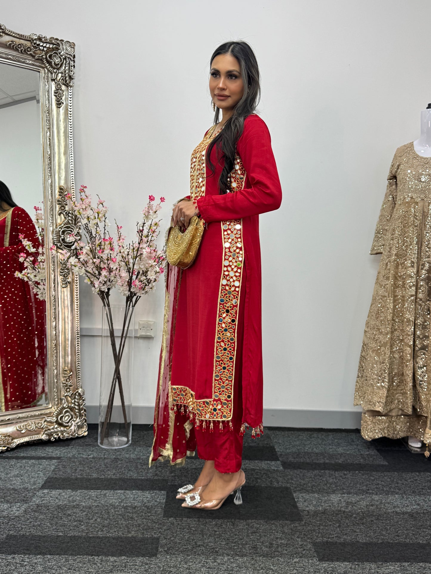 Jhilmil - Mirror Red