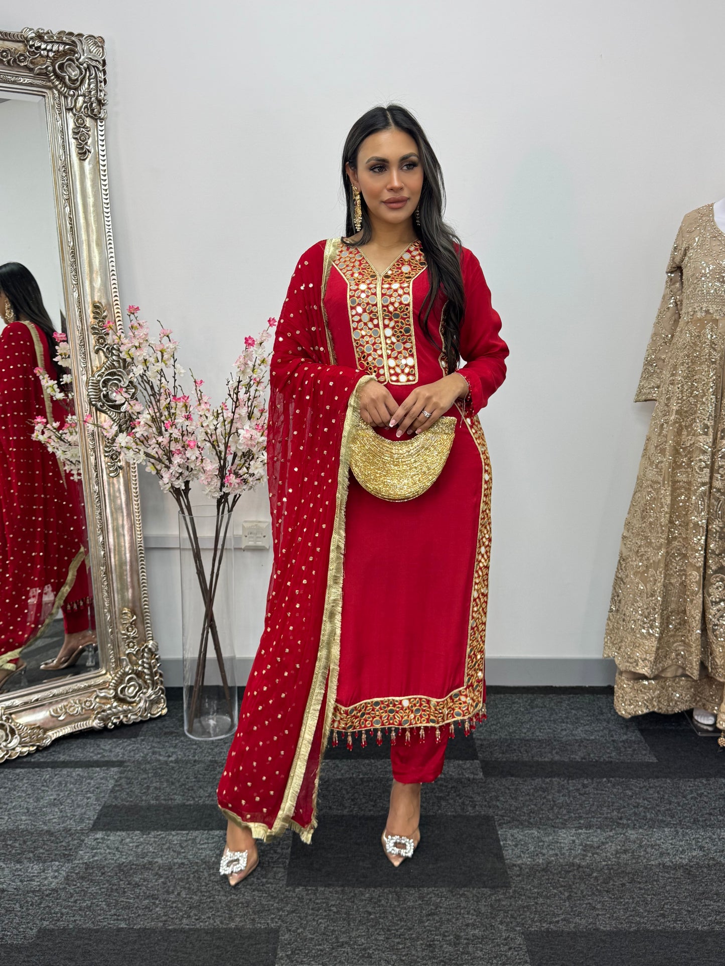 Jhilmil - Mirror Red