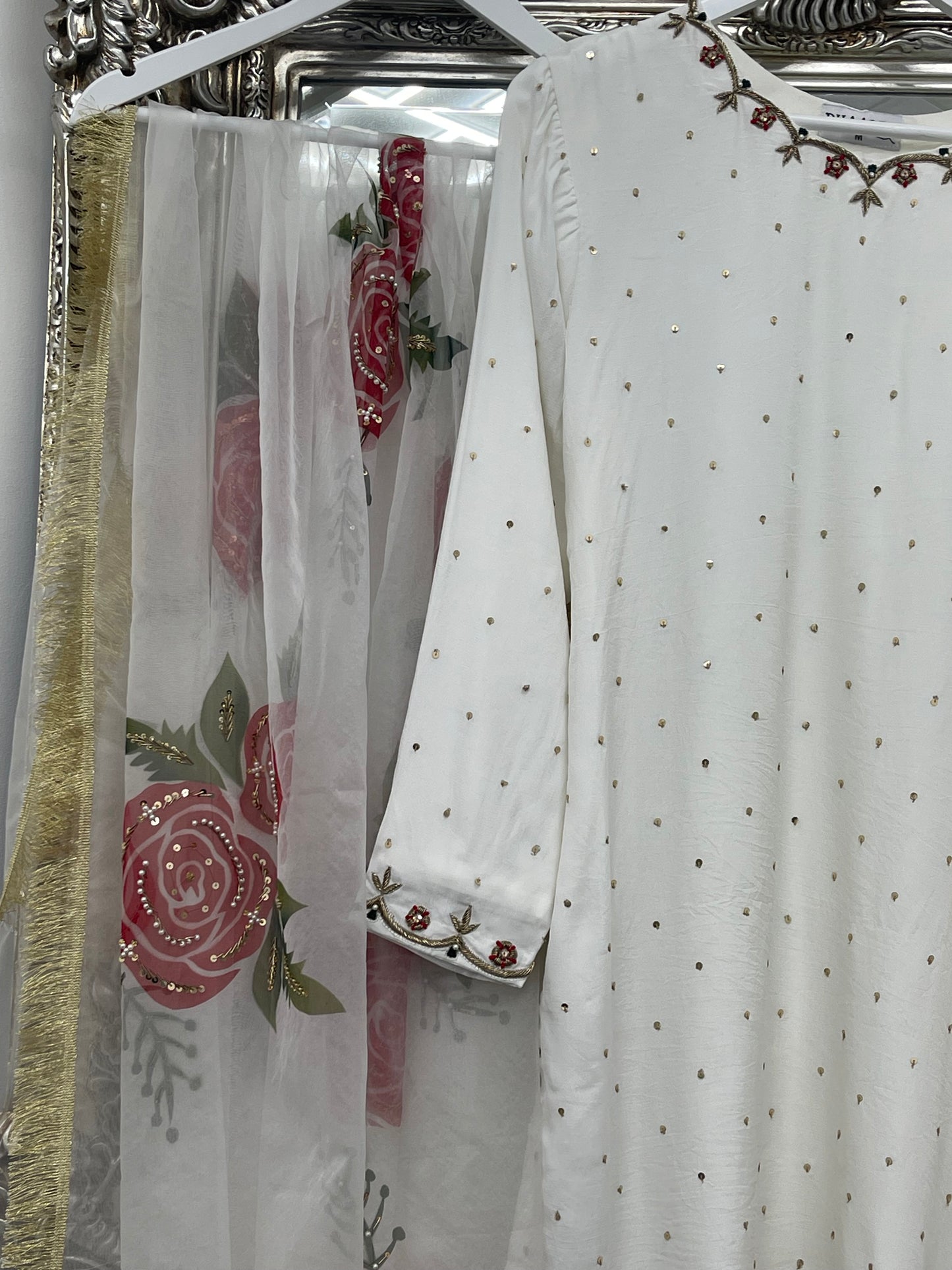 (Preorder 4 weeks) Nikkah Gulab