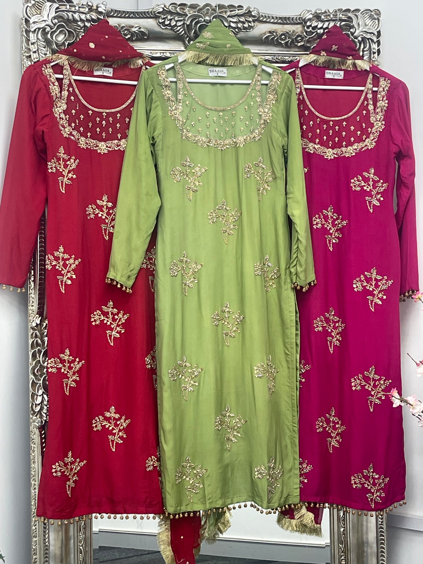 Noori - Red