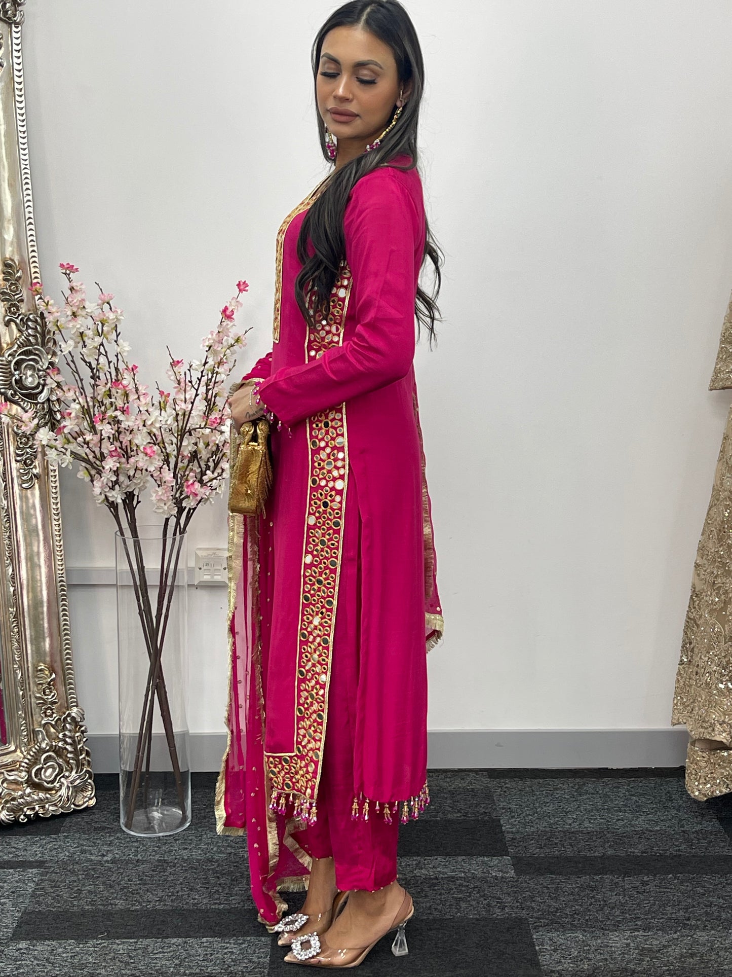 Jhilmil - Mirror Hot Pink