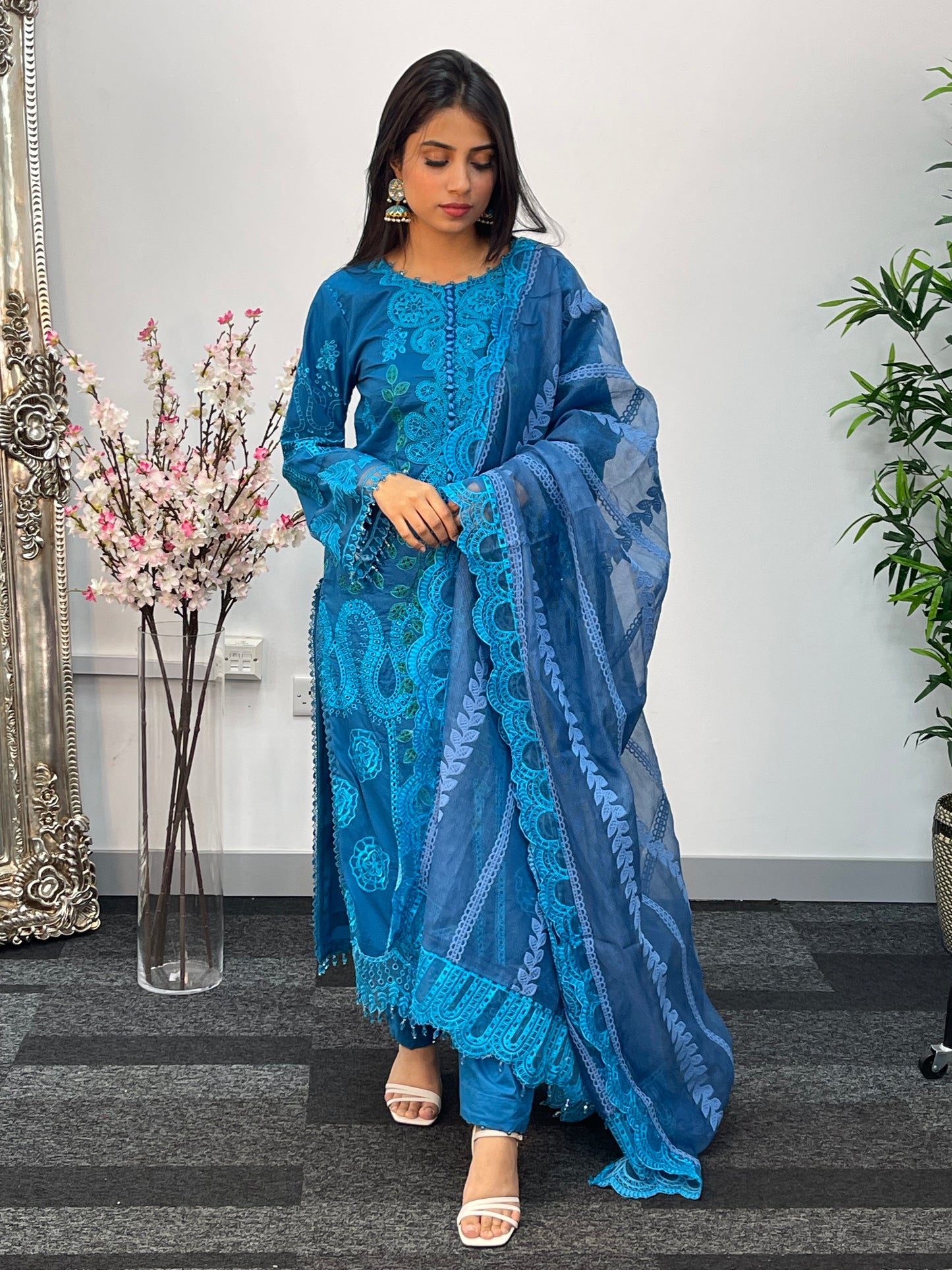 Maria B Inspired - Luxury Lawn 25 -