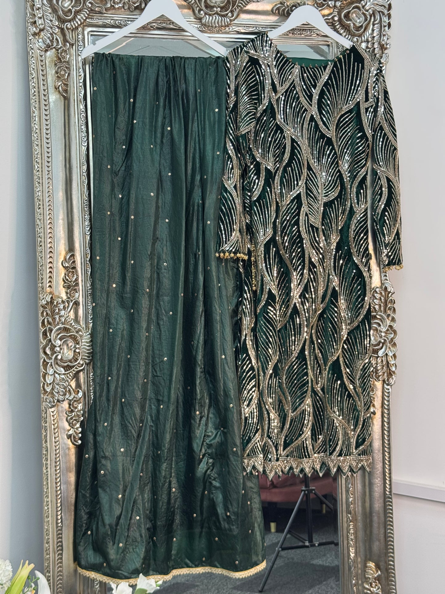 Snake - Cutdana Velvet - Green