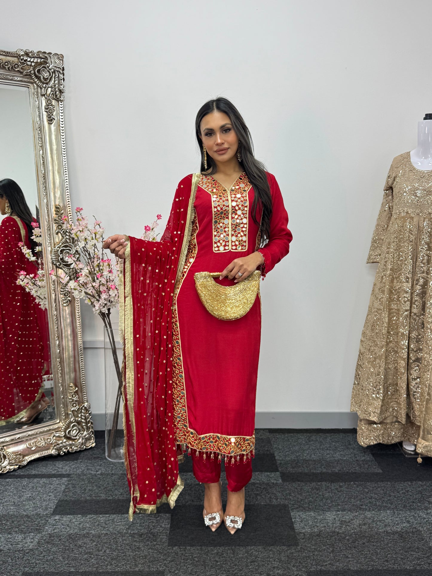 Jhilmil - Mirror Red
