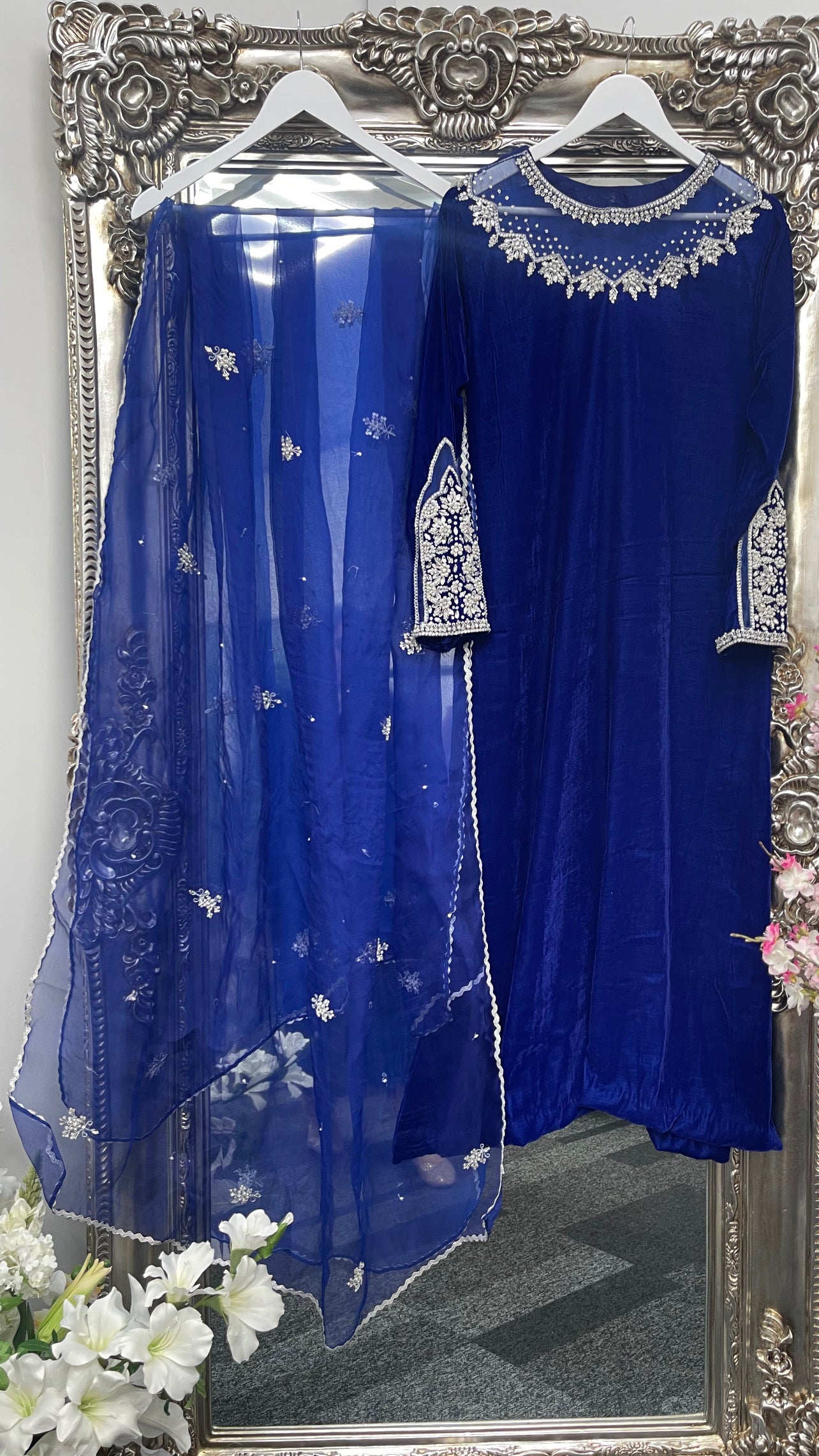 (Preorder 4 weeks) Deewani Blue - Velvet Pret -