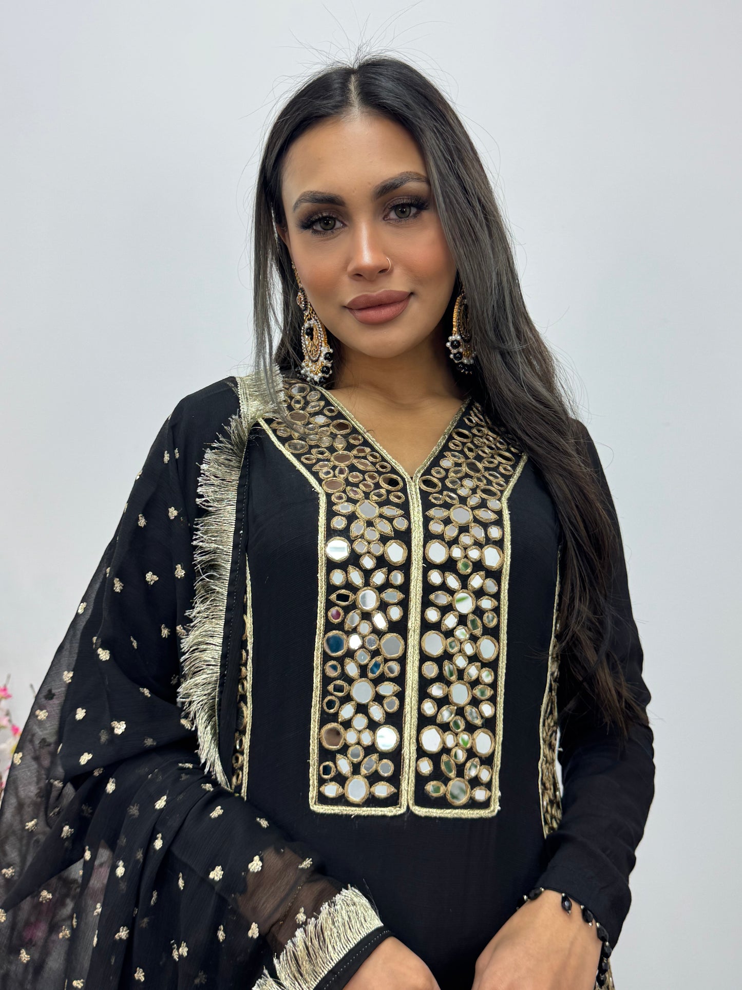 Jhilmil - Mirror Black