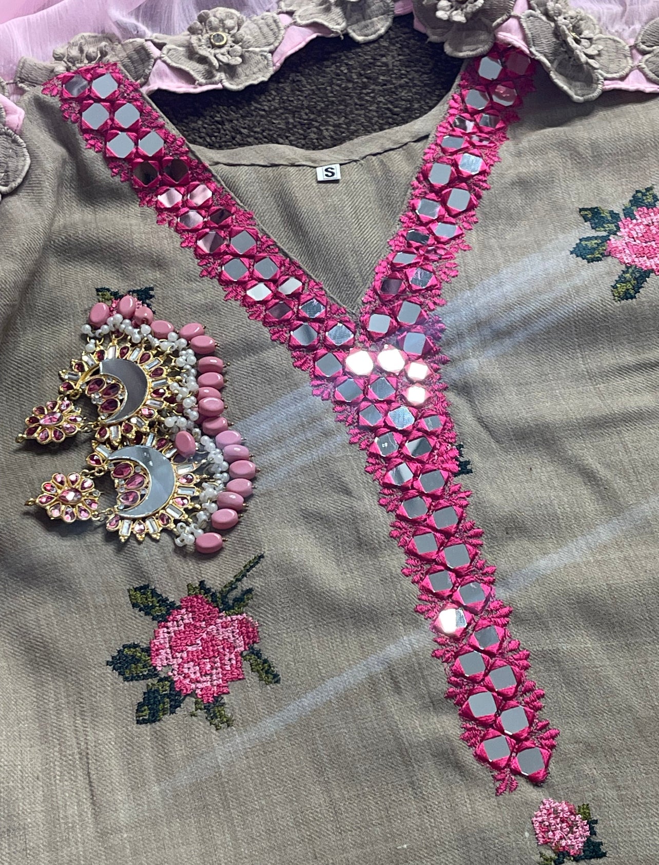 “Gulabi” Sindhi Tanka - Winter Collection -