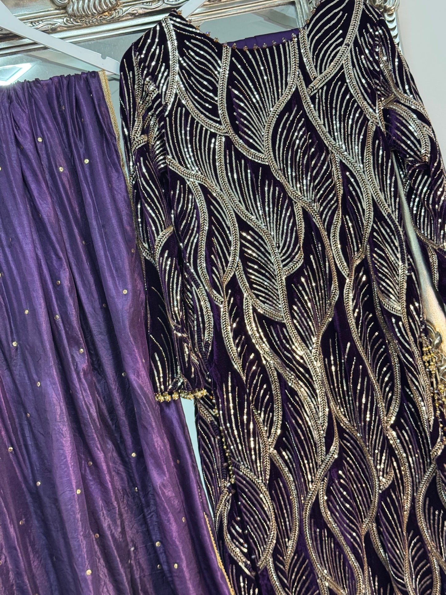 Snake - Cutdana Velvet - Purple