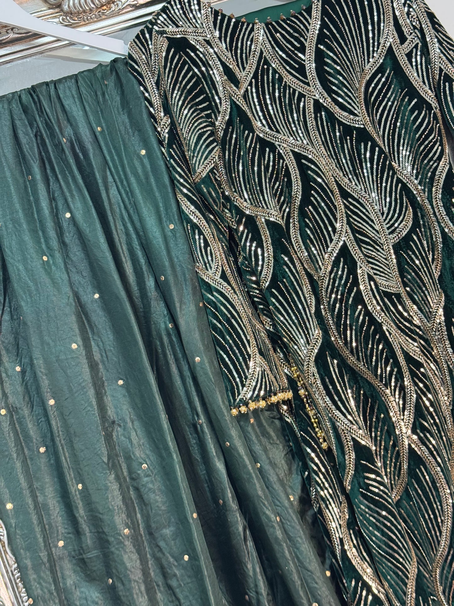 Snake - Cutdana Velvet - Green
