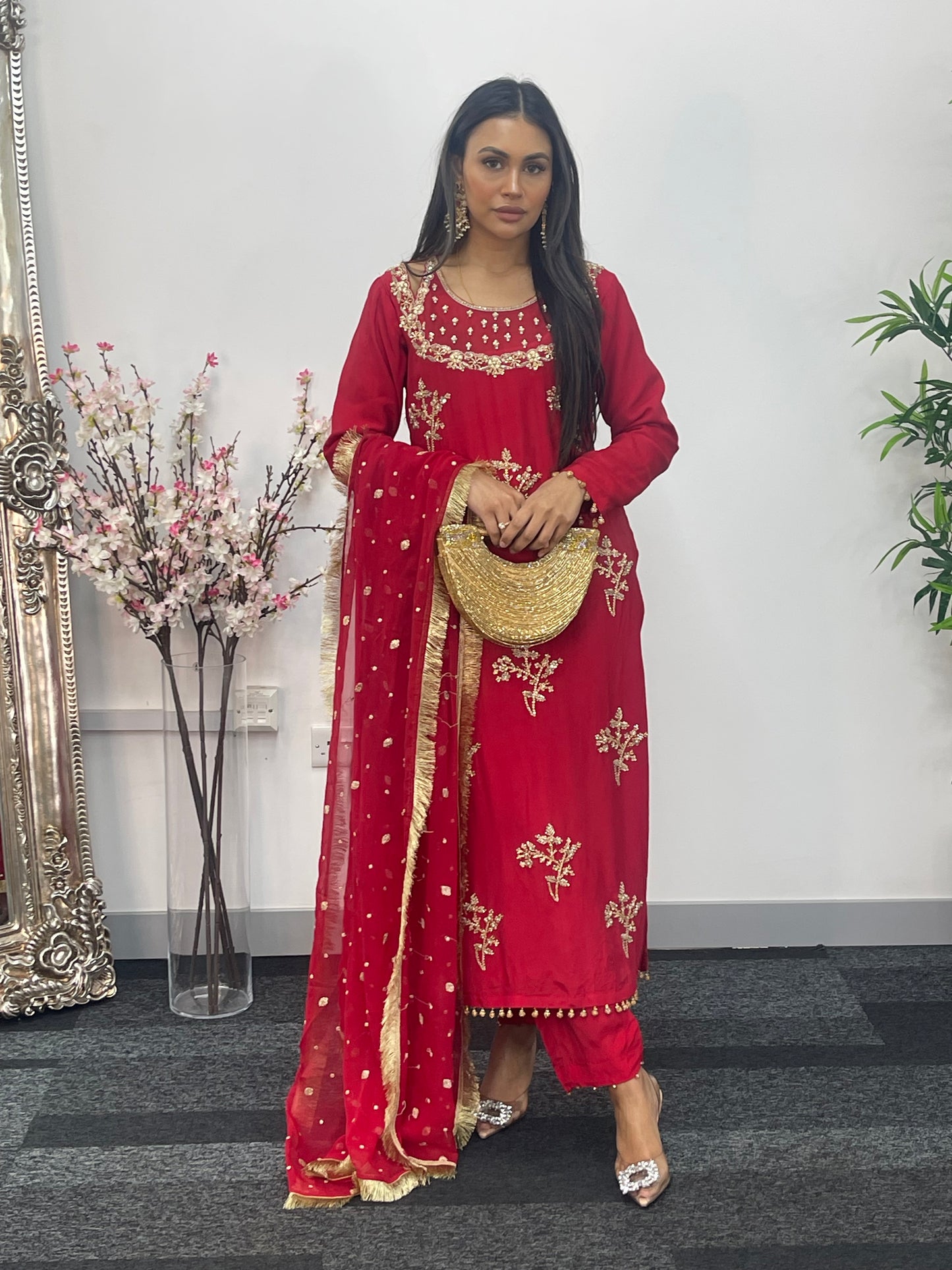 Noori - Red