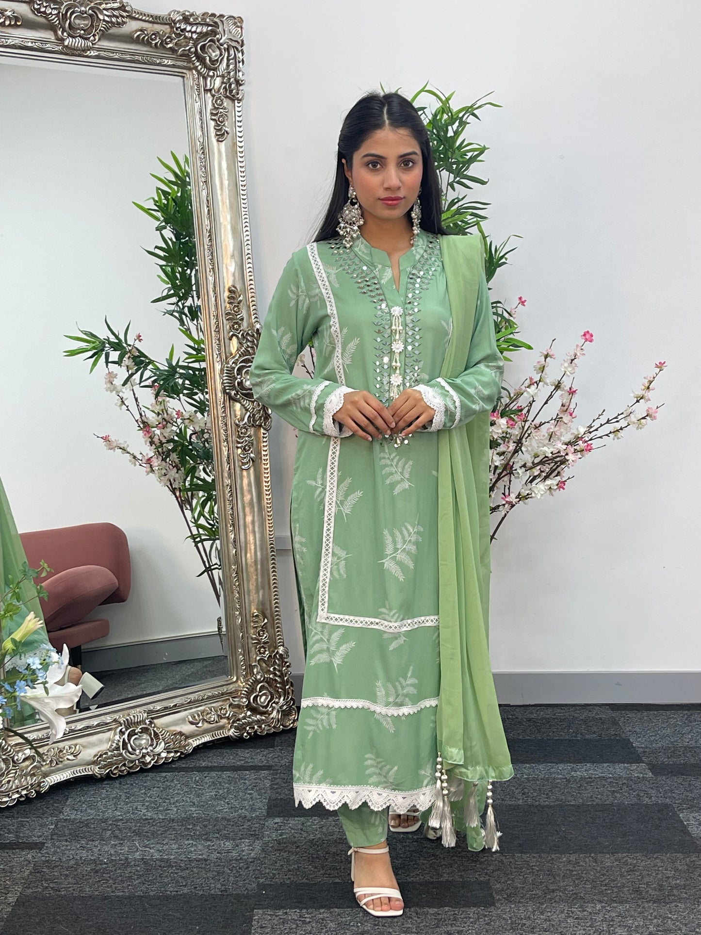 Nisha - Green-