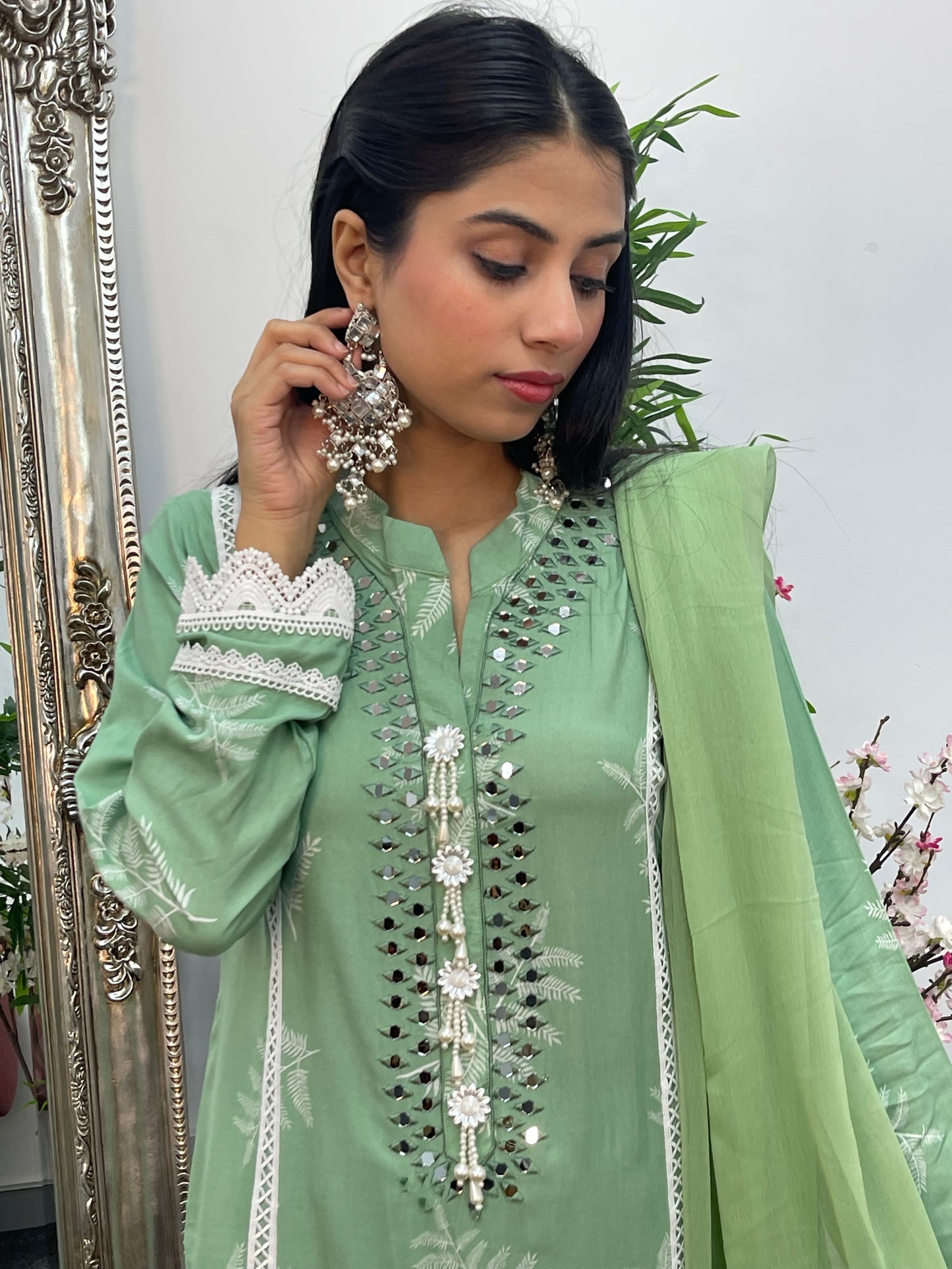 Nisha - Green-
