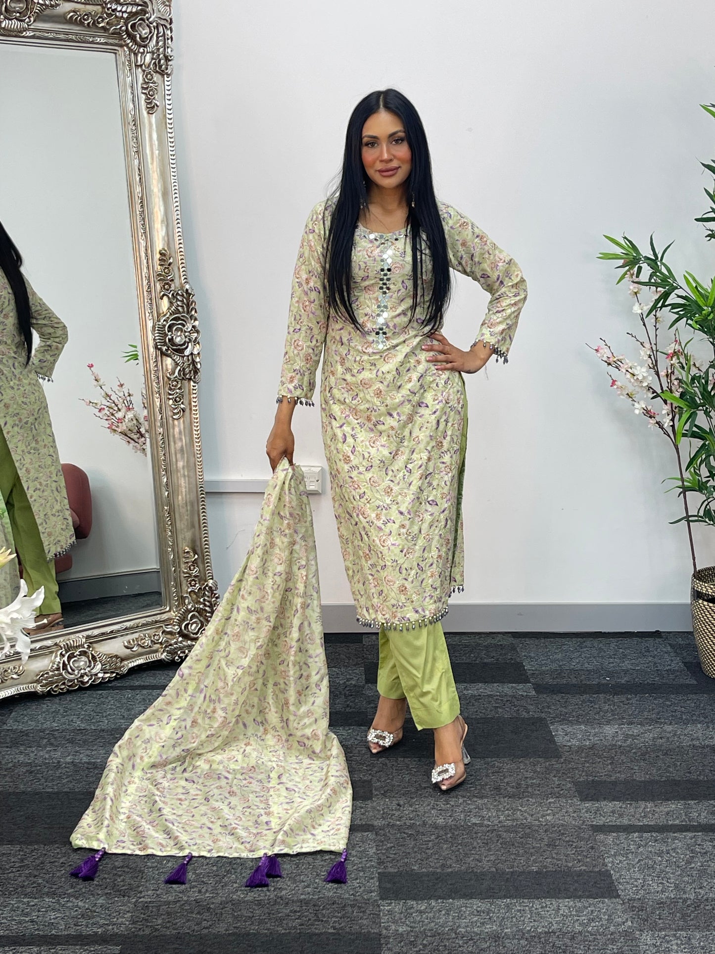 Swiss Lawn - chikankari - T