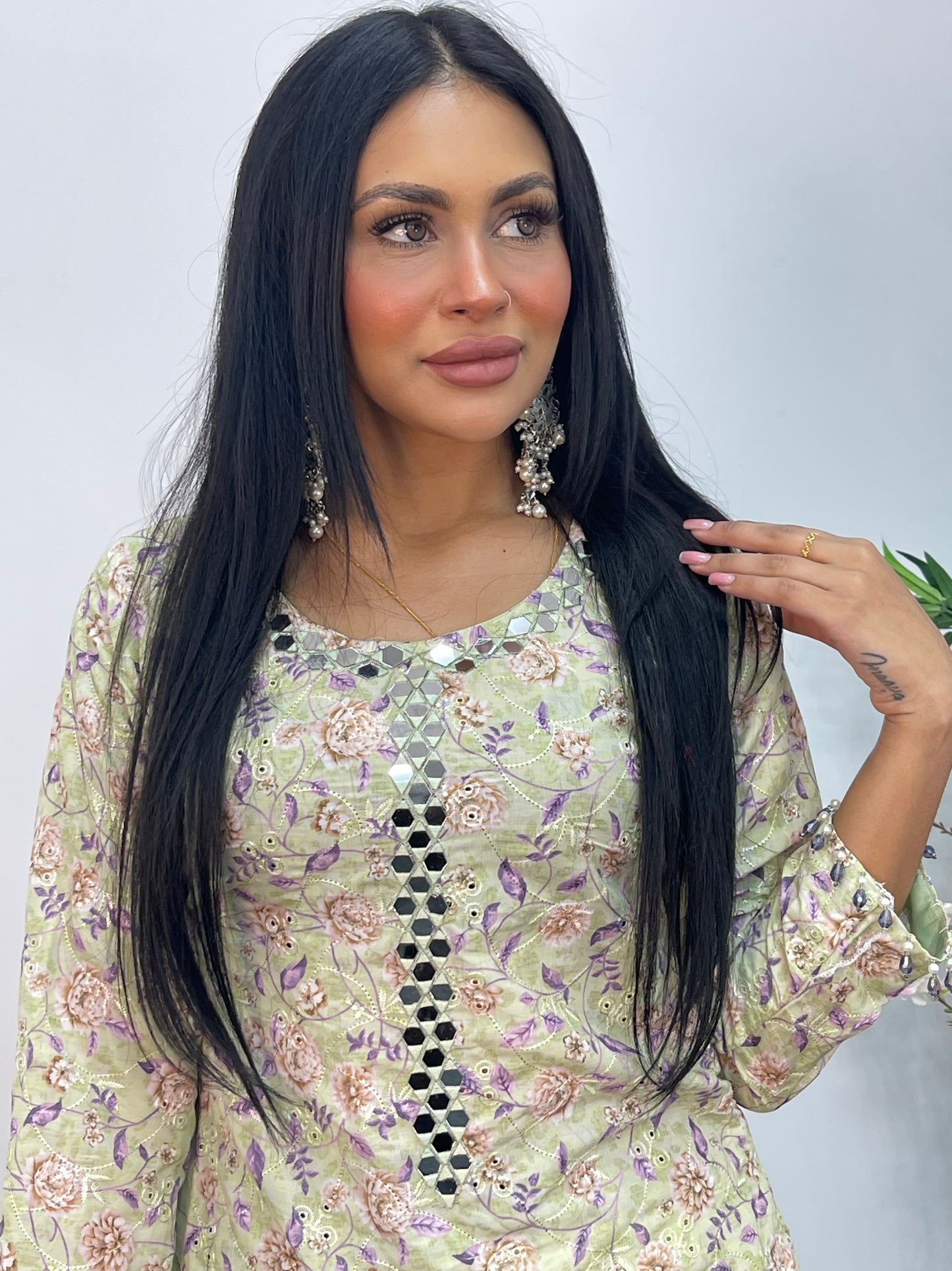 Swiss Lawn - chikankari - T