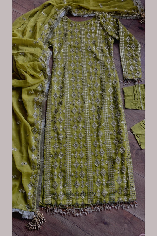 “Bling Bling Dhaani Green” Party outfit