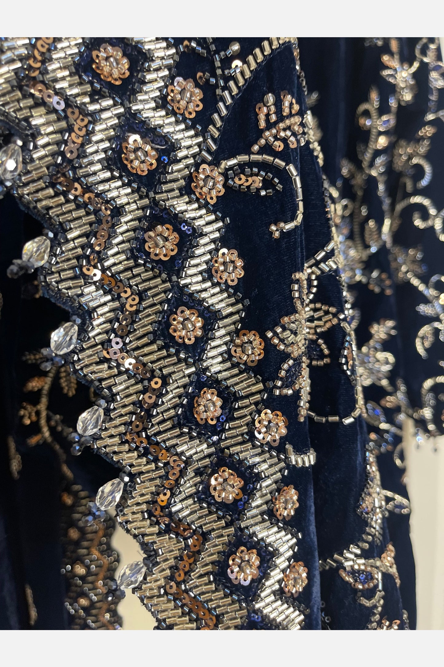 “Makhmal” Navy Velvet Cutdana - Party Wedding Outfit