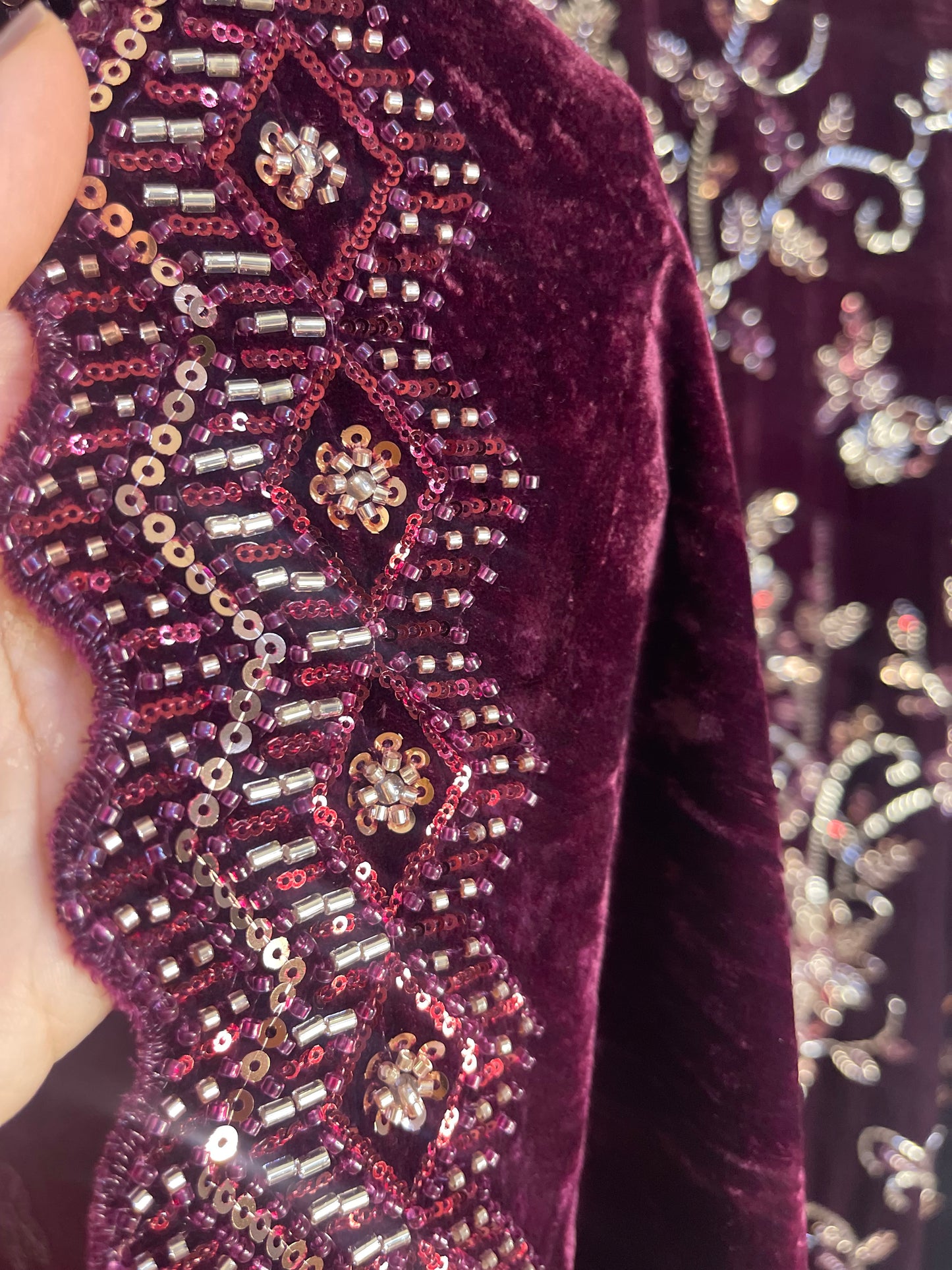 “Makhmal” Plum Velvet Cutdana - Party Wedding Outfit