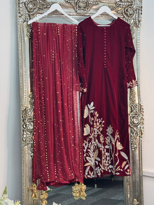 (Pre Order 3/4 Weeks) “Ayeza”Velvet