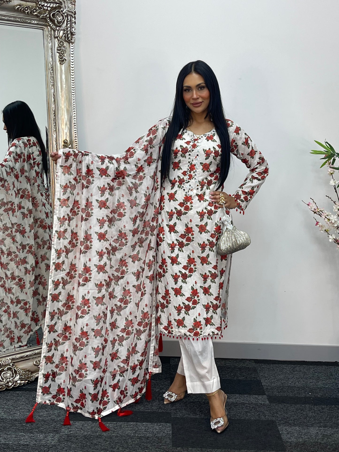 Swiss Lawn - chikankari - T