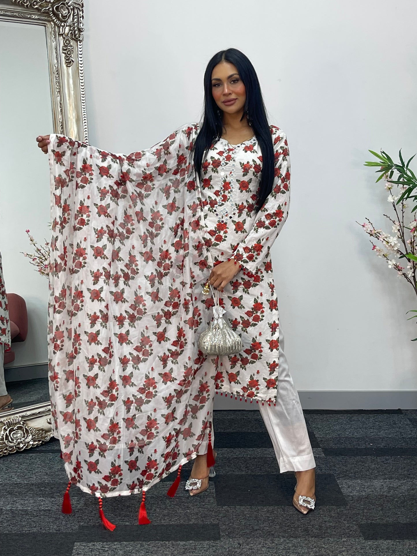 Swiss Lawn - chikankari - T